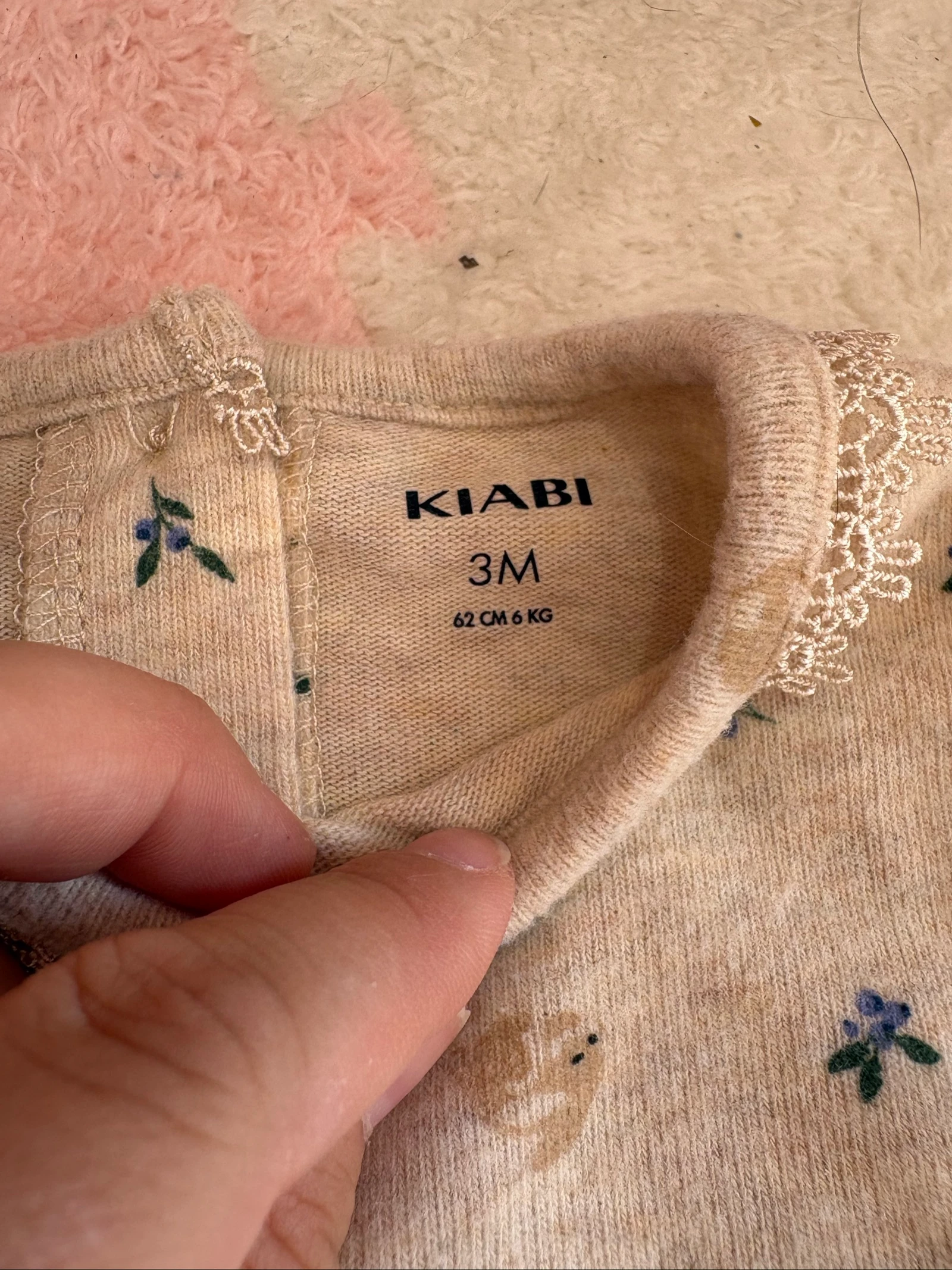 Kiabi baby girl bodysuit 3 months – Beige deer & flower print – Very good condition – photo 2